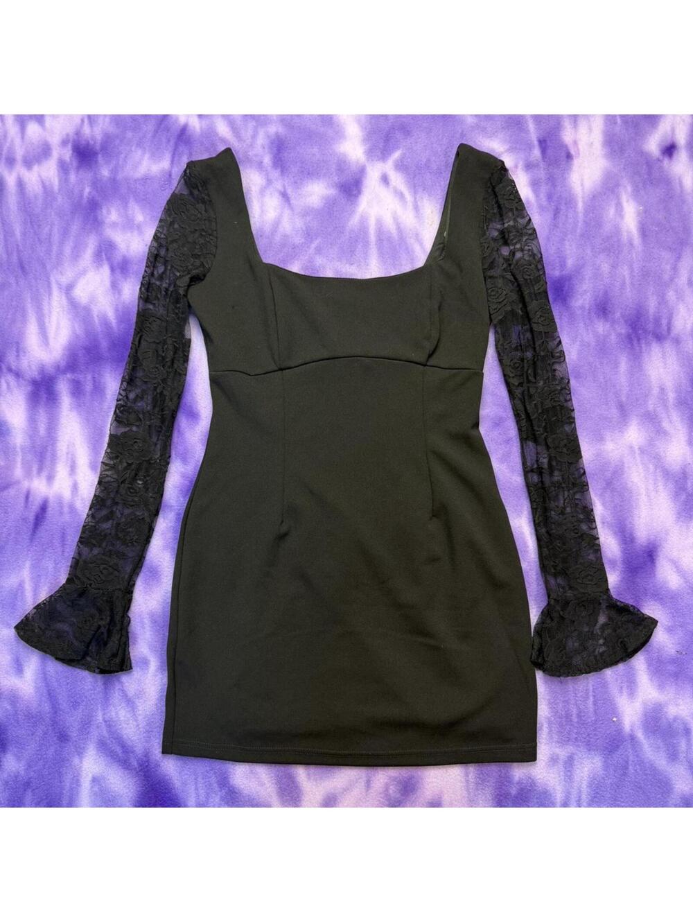 Lulu’s black lace sleeve mini dress bodycon flared sleeves